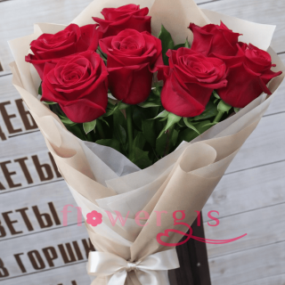 Хит из красных роз